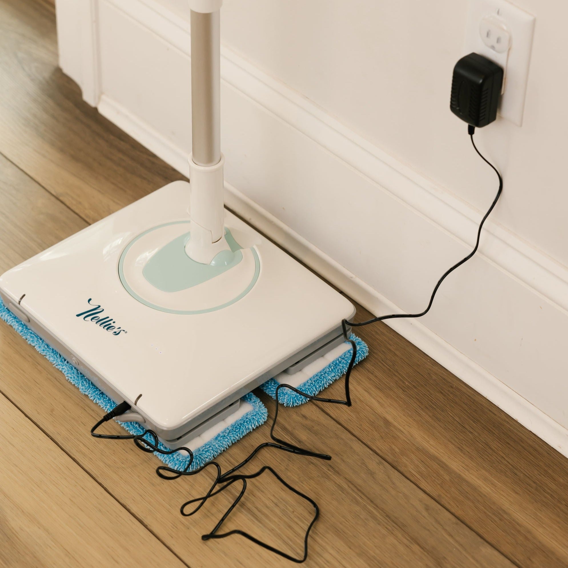WOW Mop Charger | Nellie's Canada
