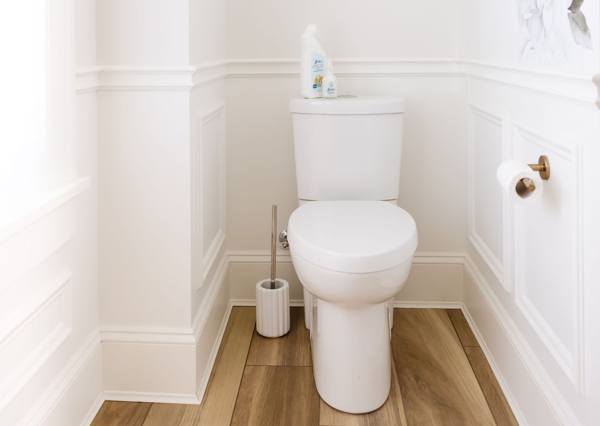 The Right Way to Clean a Toilet (It Matters More Than You Think ...